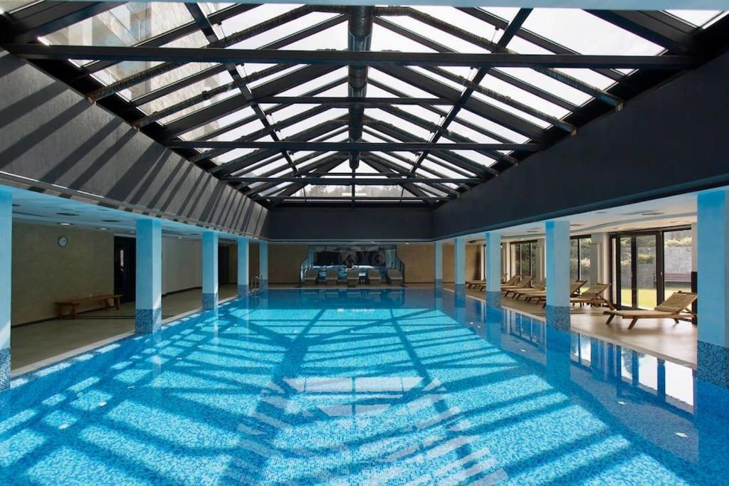 Luxury Penthouse With A Lavish Spa And 2 En-Suite Bedrooms Bansko Esterno foto